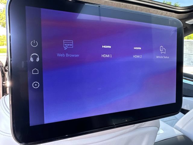New 2026 Cadillac Escalade Platinum Sport w/ LPO, ONYX Package AWD/4WD image 18