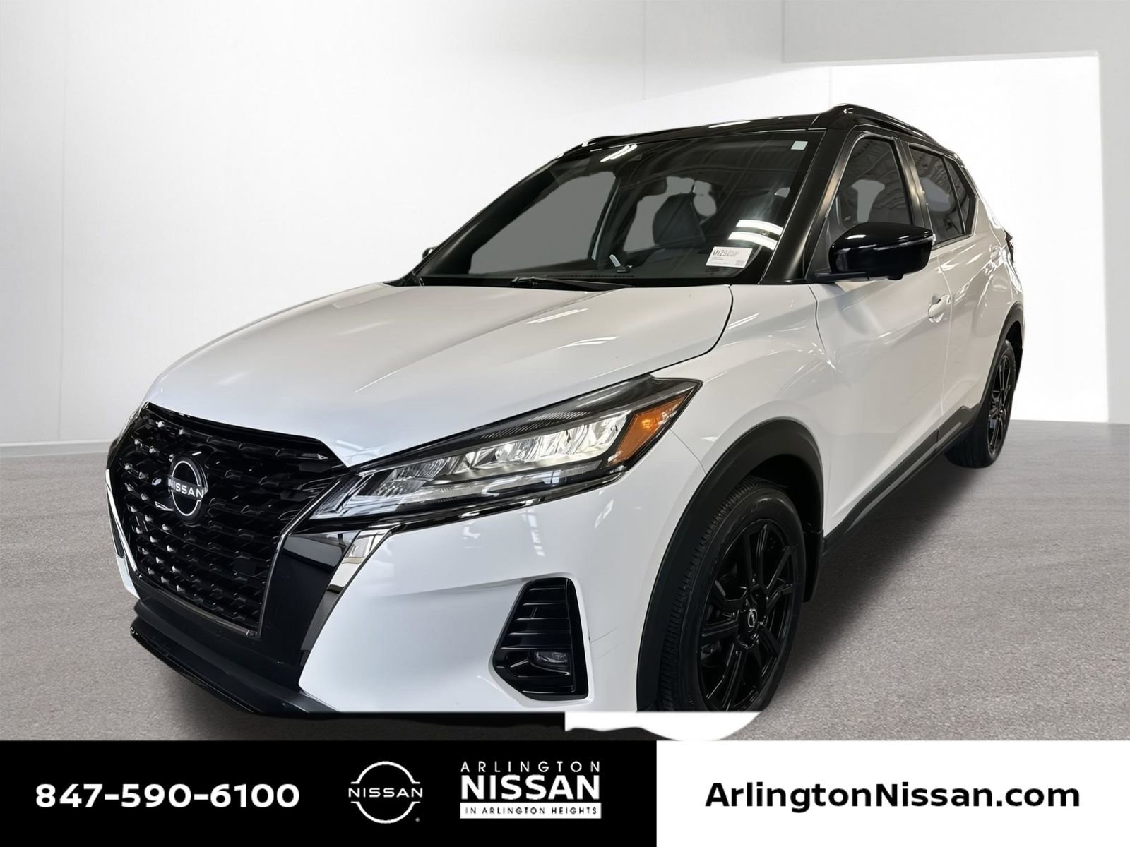 Used 2023 Nissan Kicks SR w/ SR Premium Package image 1