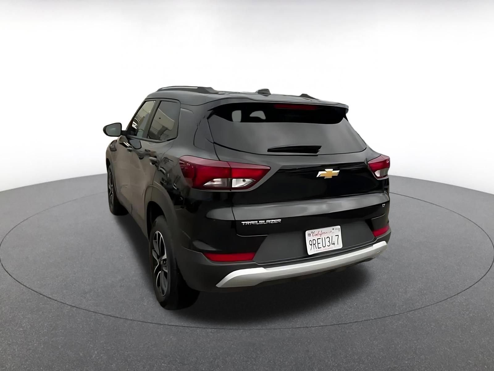 Used 2025 Chevrolet TrailBlazer LT image 11