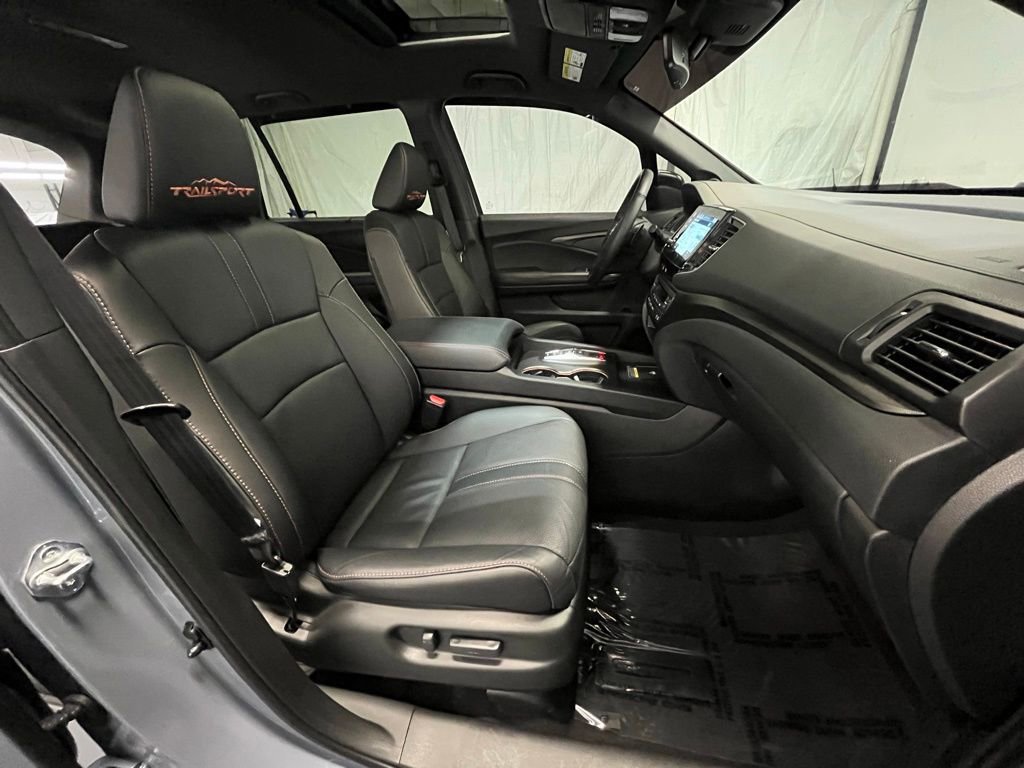 Used 2024 Honda Passport TrailSport image 24