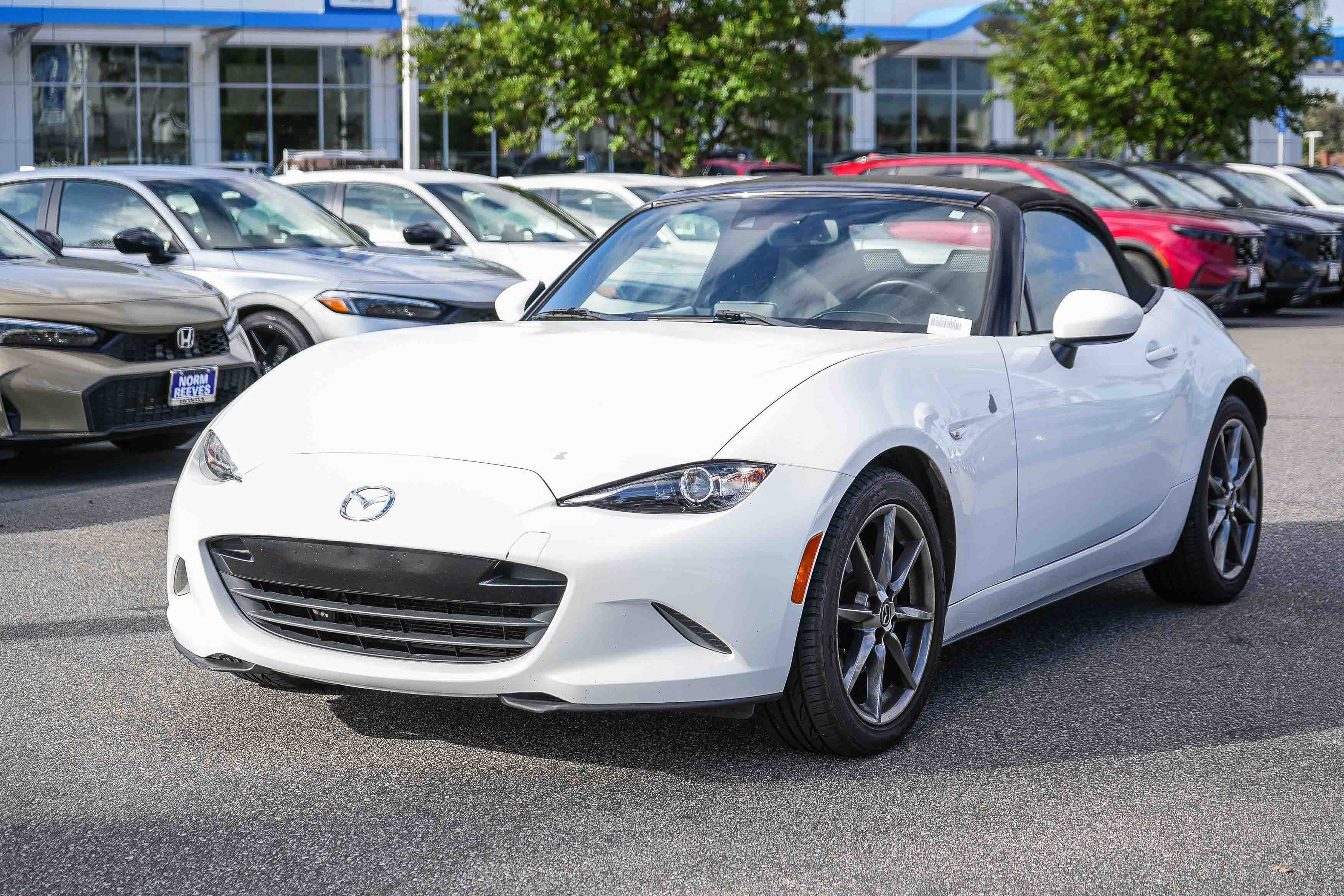Used 2016 MAZDA MX-5 Miata Grand Touring image 3