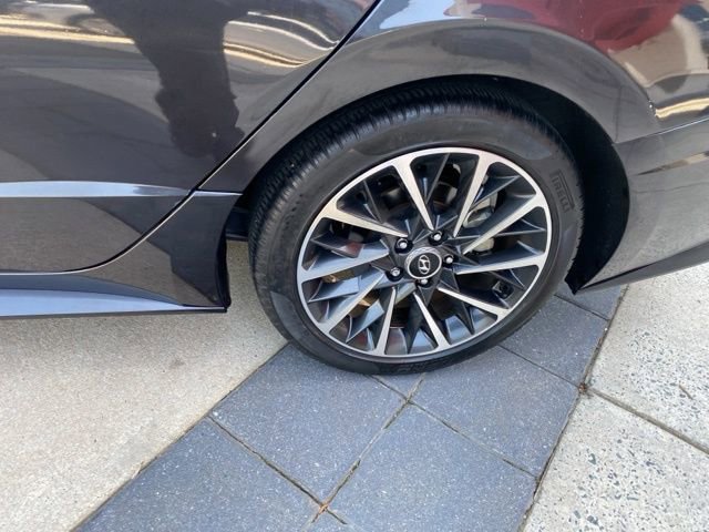 Used 2022 Hyundai Sonata Limited FWD image 17