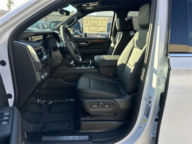 New 2026 GMC Yukon XL Denali w/ Denali Reserve Package image 22