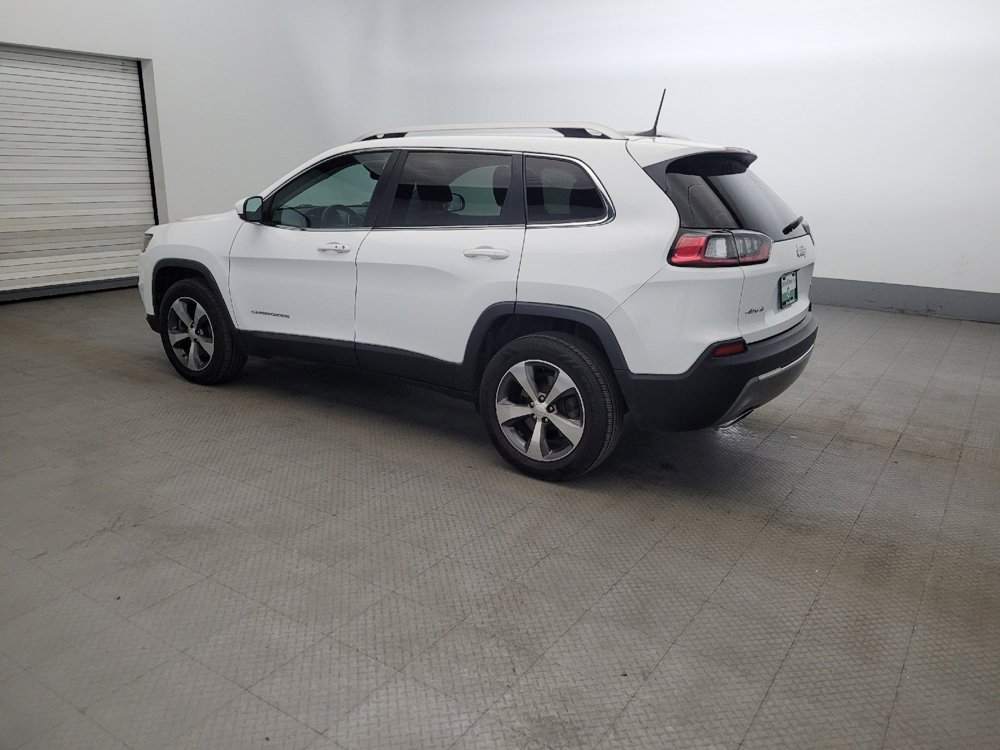 Used 2019 Jeep Cherokee Limited AWD/4WD image 3
