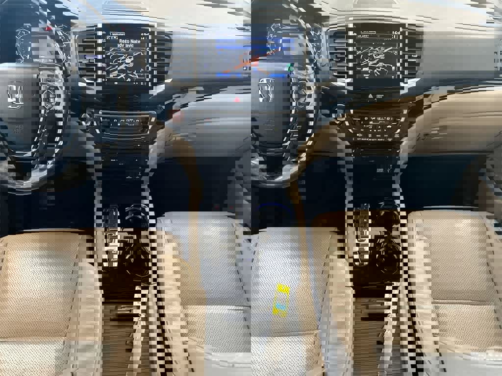 Used 2018 Honda Pilot Elite image 31