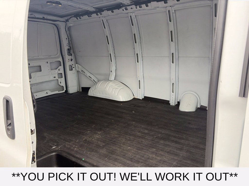 Used 2025 Chevrolet Express 2500 w/ Driver Convenience Package RWD image 9