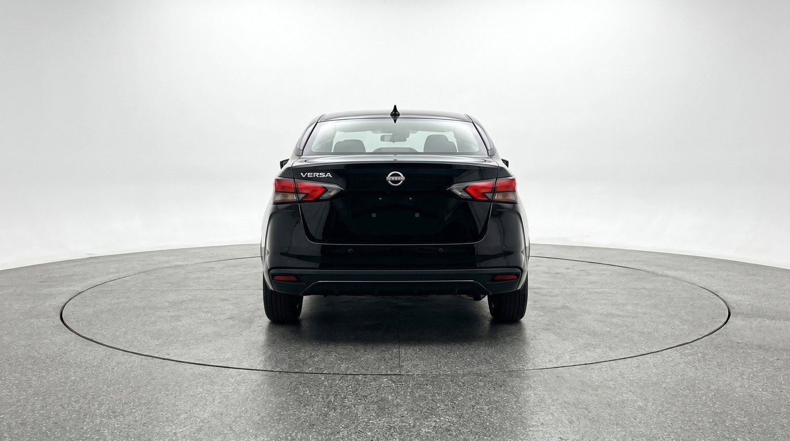 Used 2025 Nissan Versa SV FWD image 7