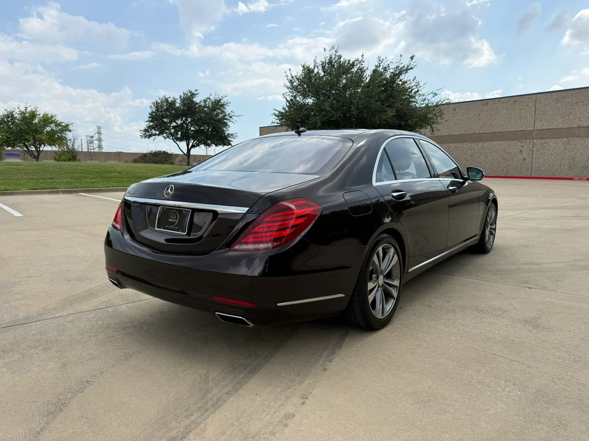 Used 2014 Mercedes-Benz S 550 Sedan w/ Premium 1 Package image 5