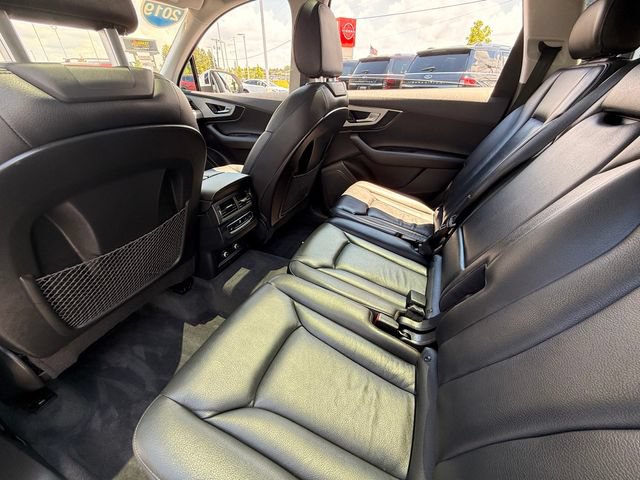 Used 2019 Audi Q7 2.0T Premium w/ Cold Weather Package AWD/4WD image 25