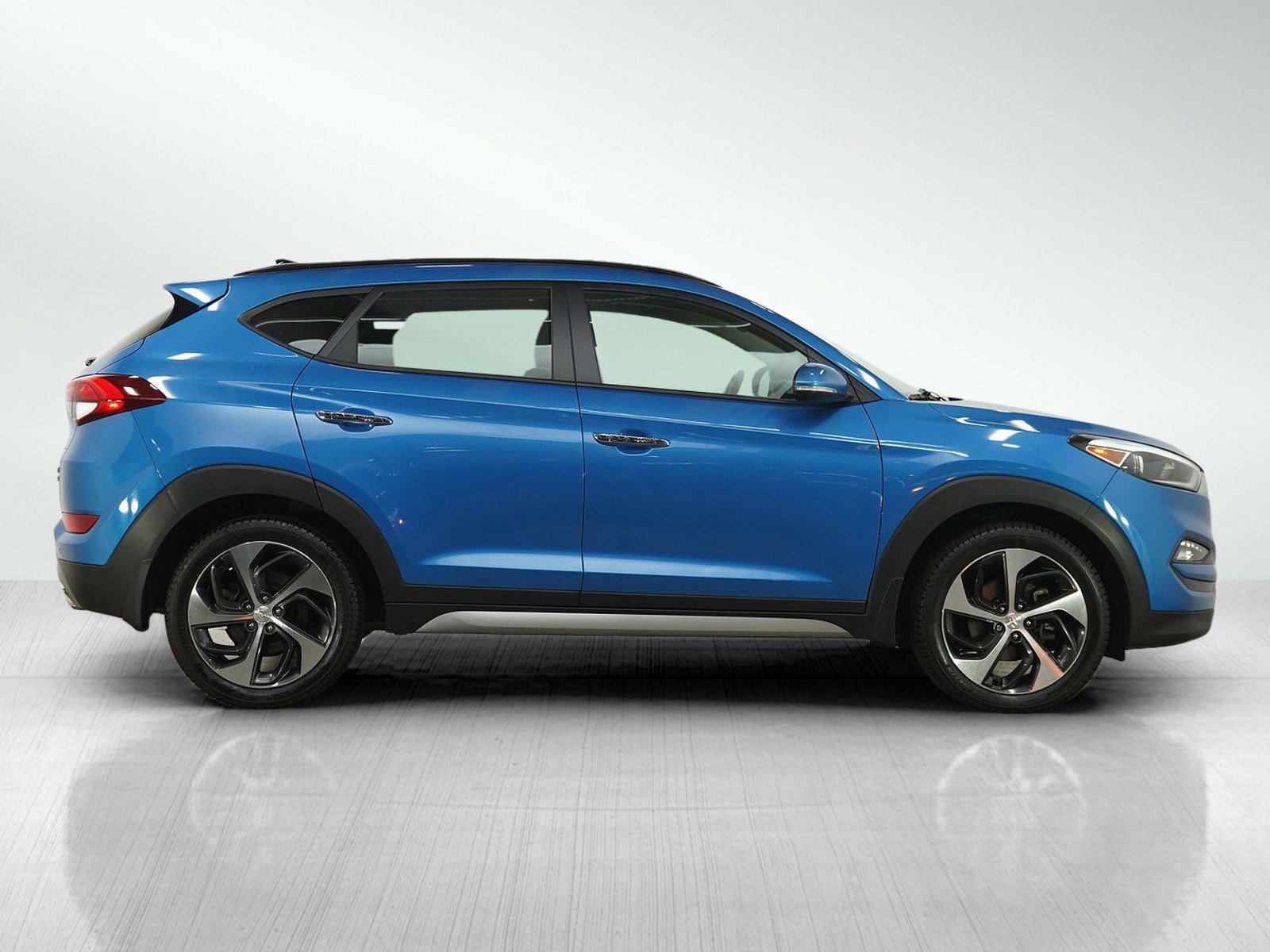 Used 2017 Hyundai Tucson Limited w/ Limited Ultimate Package 03 AWD/4WD image 6