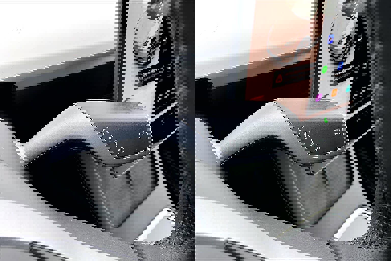 Used 2022 Tesla Model Y Long Range image 35