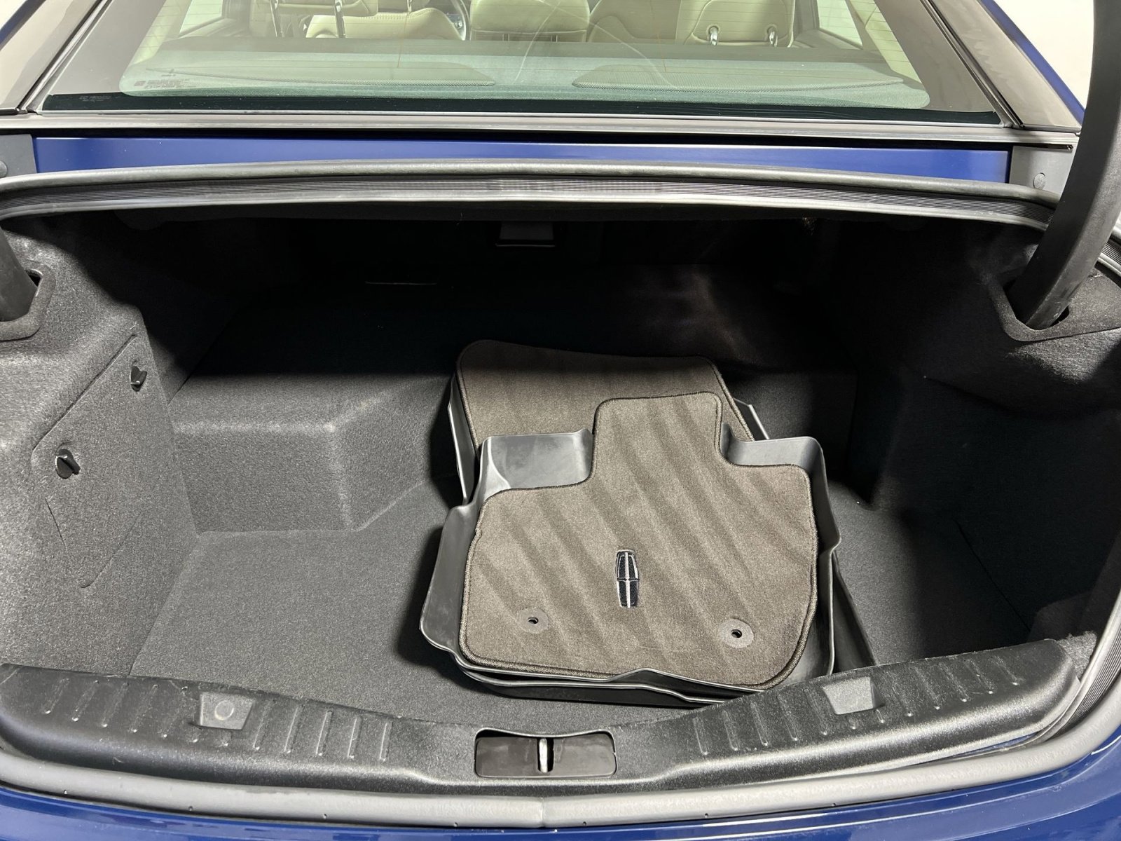 Used 2018 Lincoln MKZ Reserve w/ Climate Package image 26