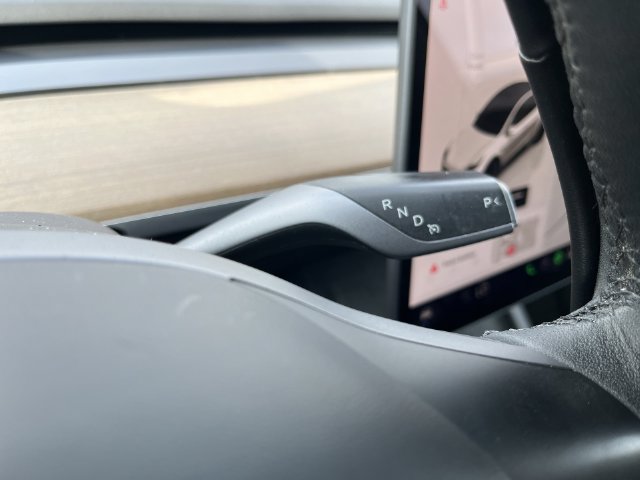 Used 2023 Tesla Model Y Long Range AWD/4WD image 24