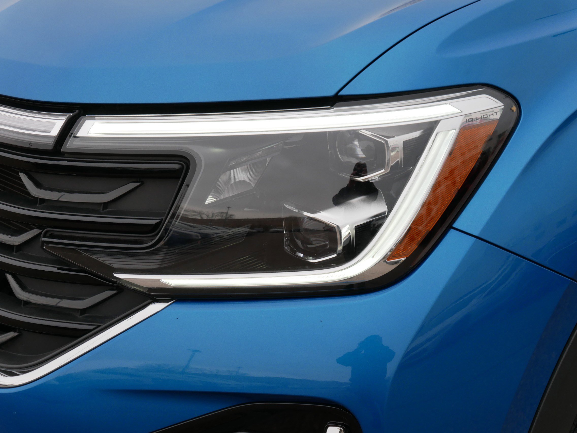 Certified 2024 Volkswagen Atlas Cross Sport SEL Premium R-Line image 16