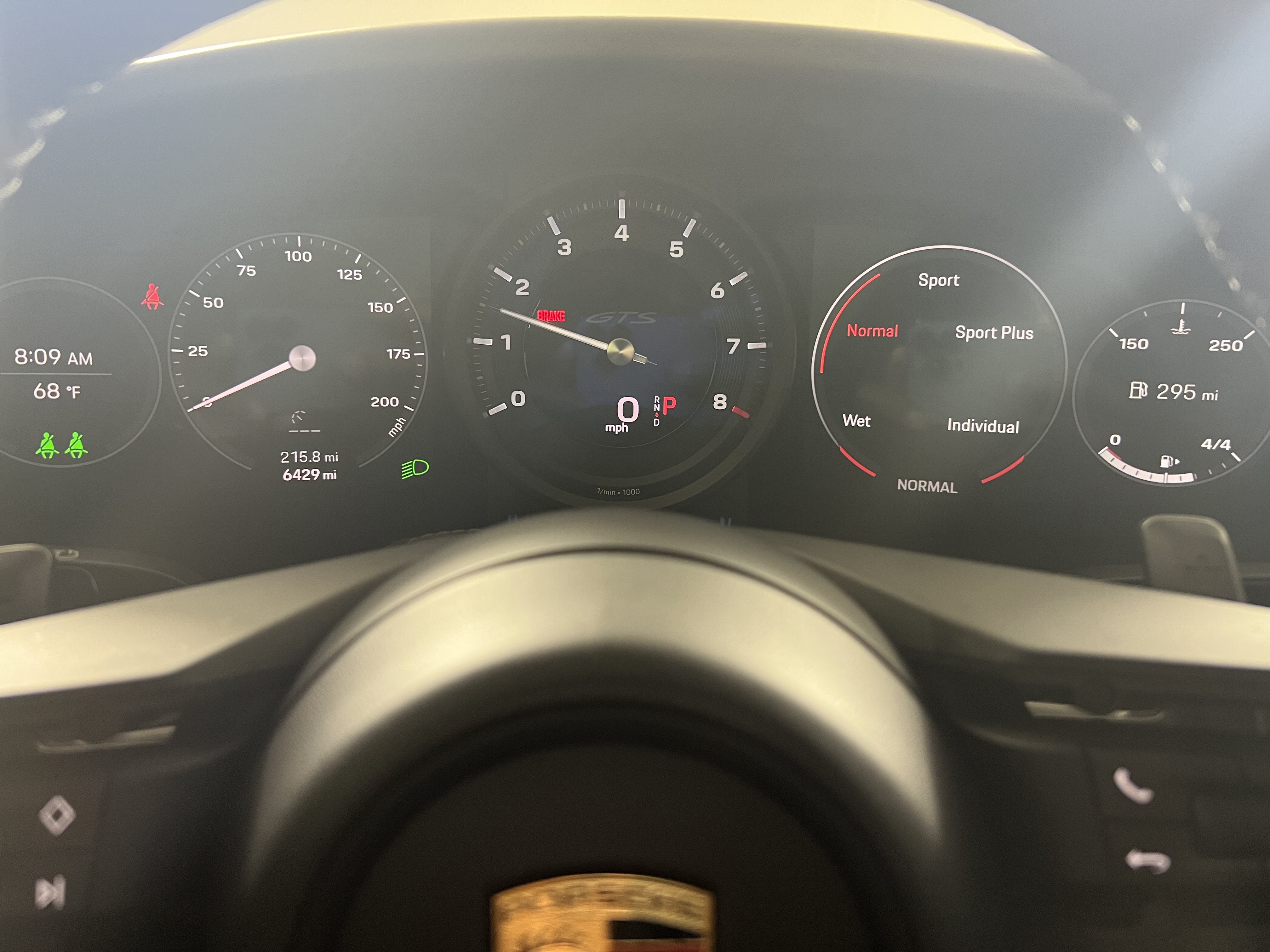 Certified 2024 Porsche 911 50th Anniversary Edition AWD/4WD image 18
