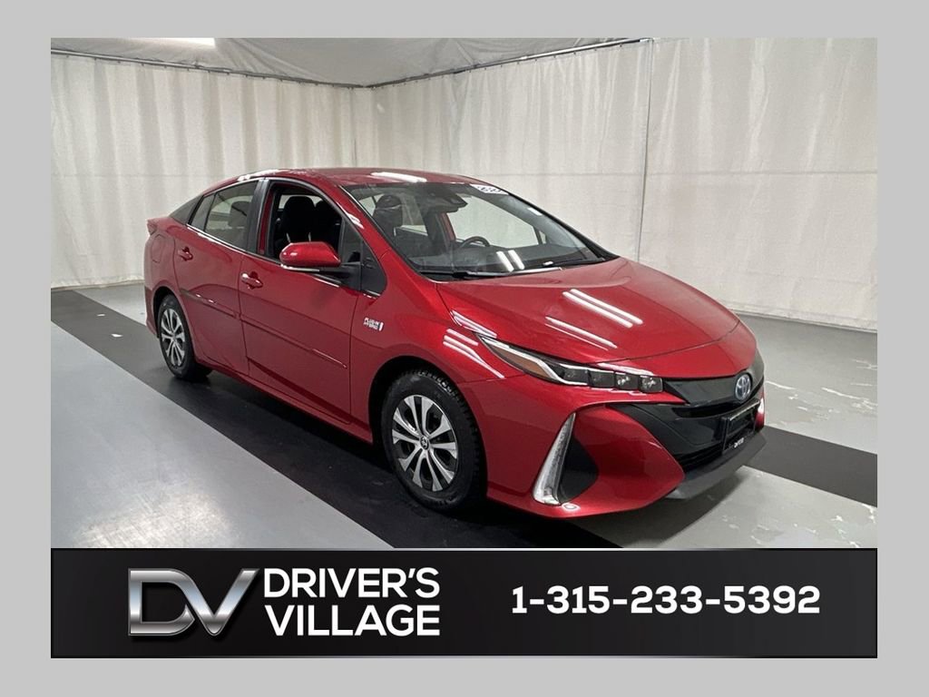 Used 2022 Toyota Prius Prime LE image 1