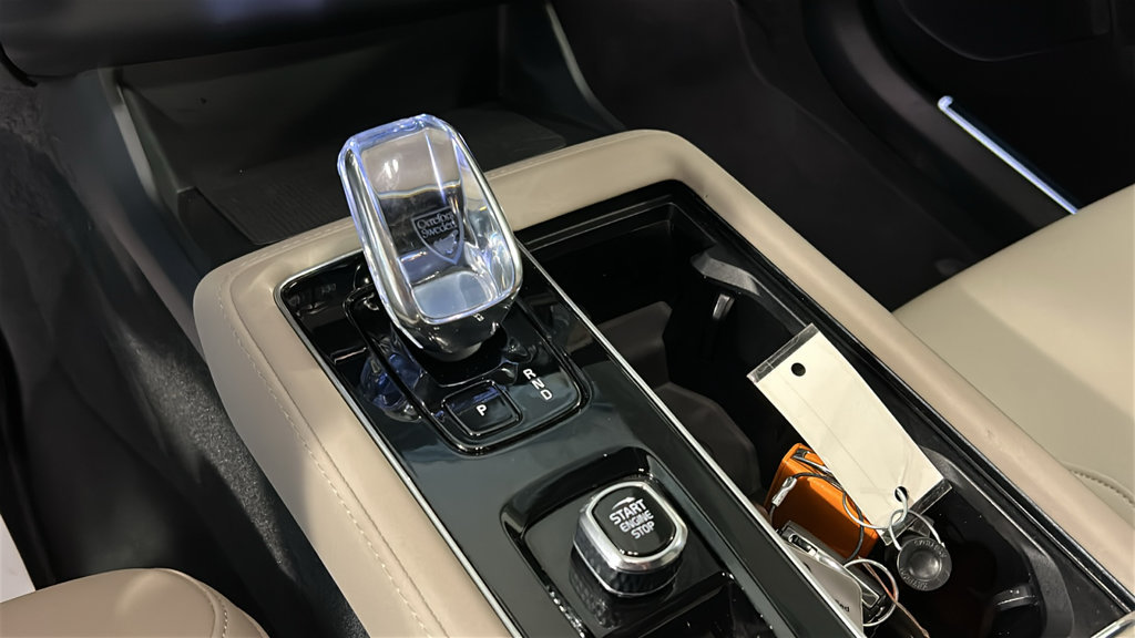 Certified 2026 Volvo XC90 B6 Plus AWD/4WD image 17