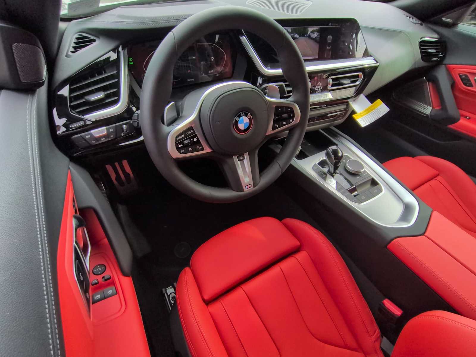 New 2026 BMW Z4 M40i w/ Premium Package RWD image 10