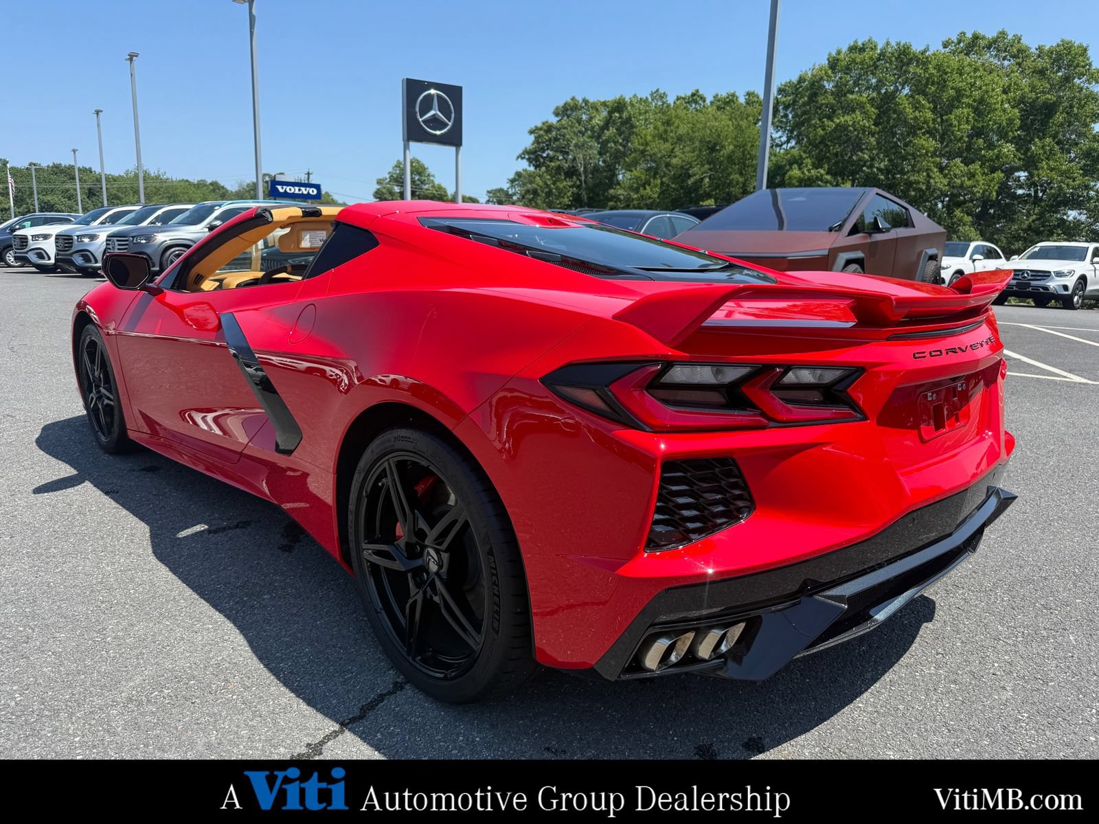 Used 2020 Chevrolet Corvette Stingray Premium Cpe w/ 3LT Preferred Equipment Group RWD image 7