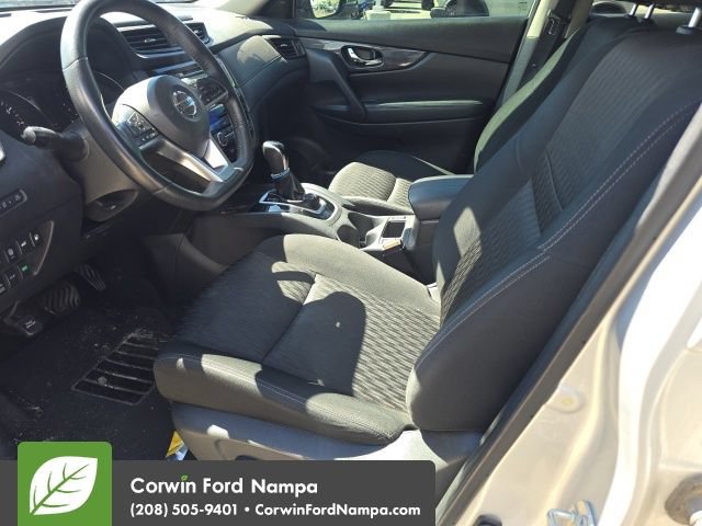 Used 2019 Nissan Rogue SV AWD/4WD image 10