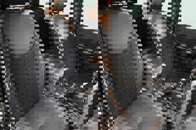 Used 2017 Jeep Wrangler Unlimited Sahara image 6