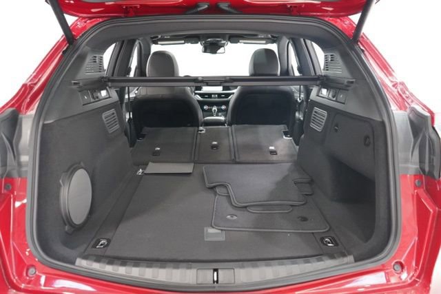 New 2025 Alfa Romeo Stelvio Sprint image 34