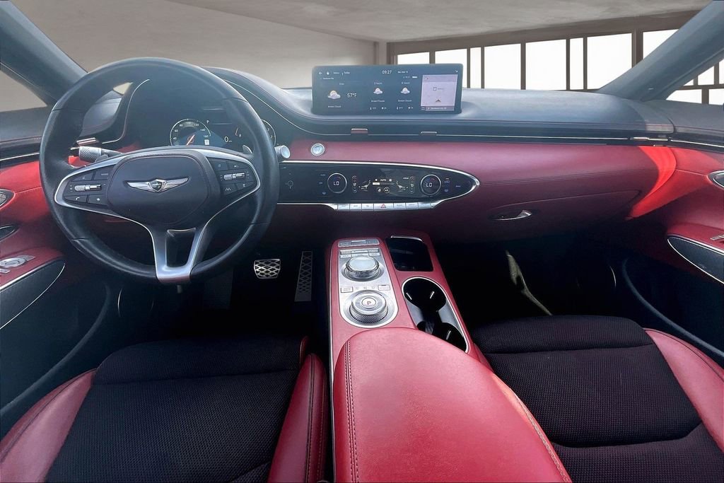 Used 2023 Genesis GV70 2.5T Sport Prestige w/ Sport Prestige Package image 15