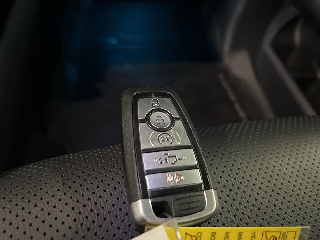 Used 2023 Ford F350 Lariat w/ Lariat Ultimate Package image 39