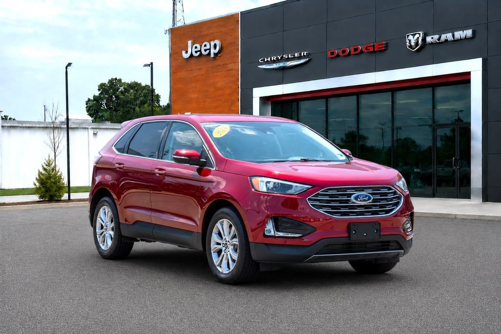 Used 2024 Ford Edge Titanium AWD/4WD image 1