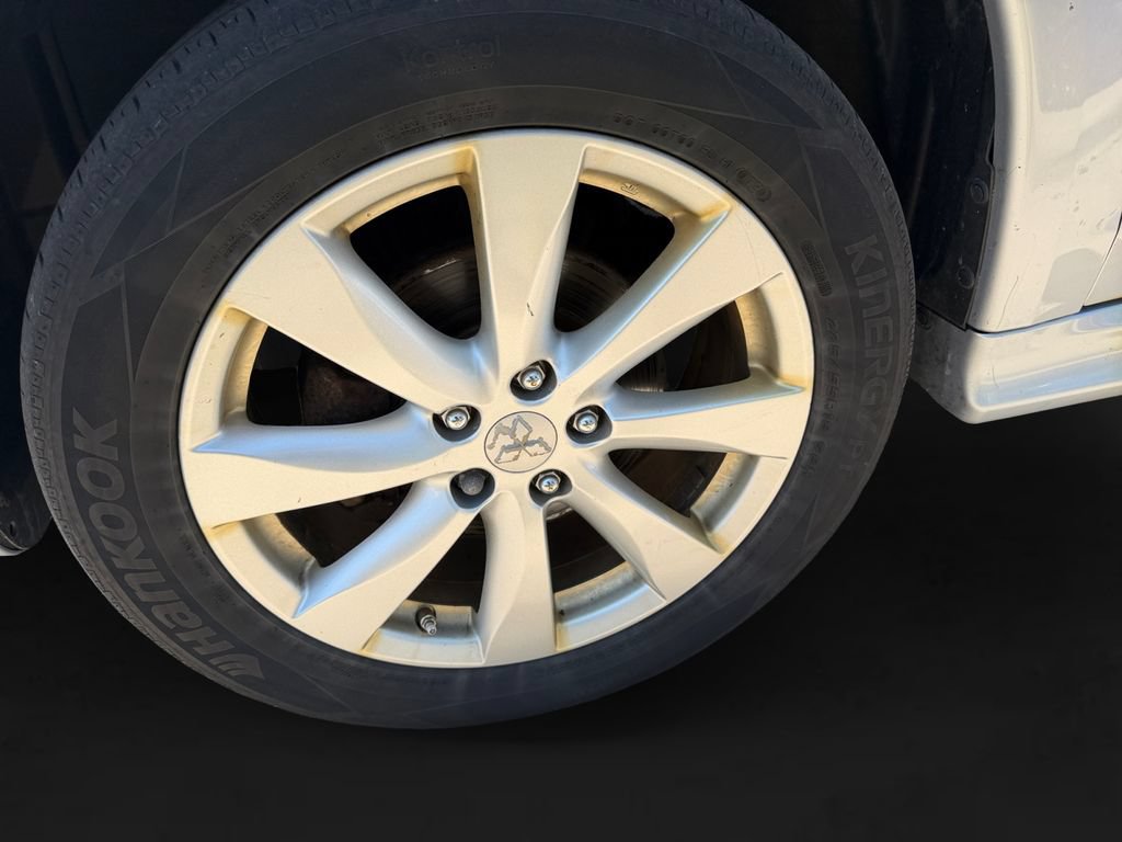 Used 2012 Mitsubishi Outlander Sport SE AWD/4WD image 12