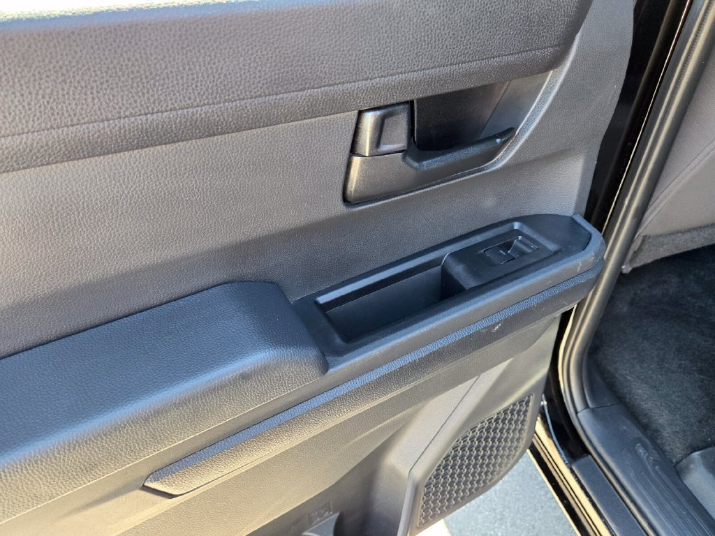 Used 2024 Toyota Tacoma SR5 RWD image 17