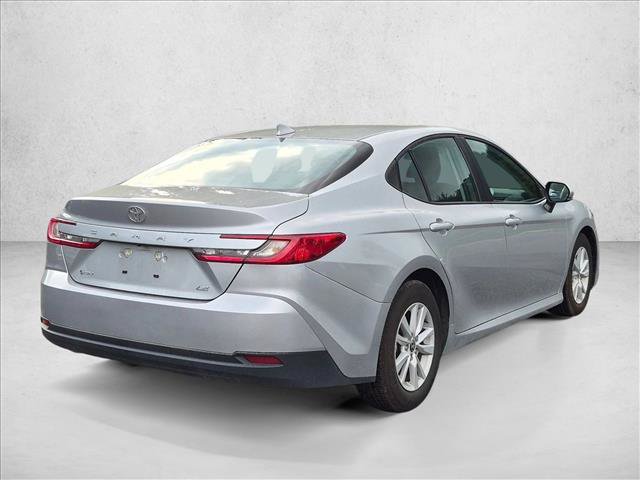 Used 2026 Toyota Camry LE FWD image 5