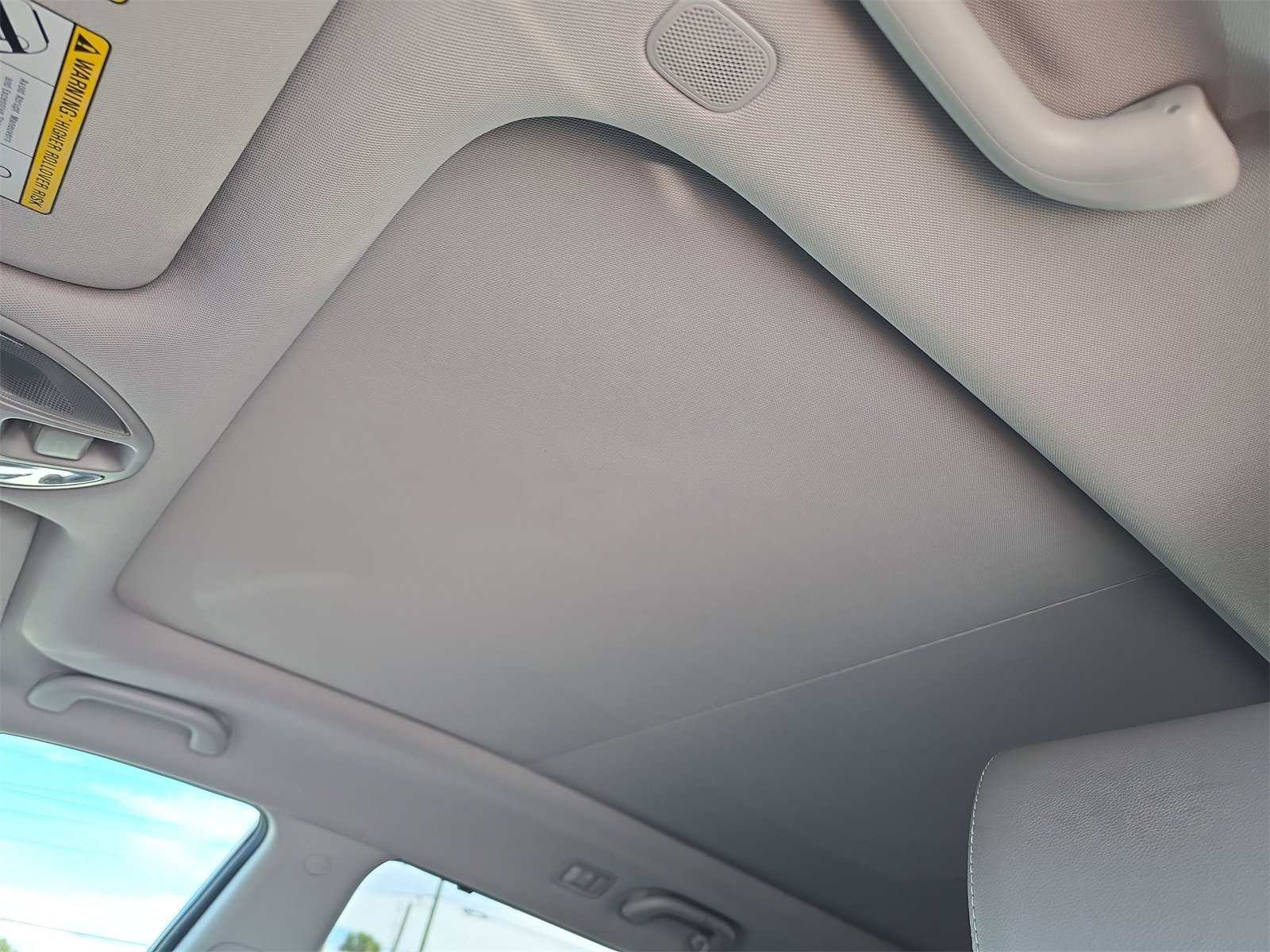 Used 2014 Hyundai Santa Fe Limited w/ Ultimate Package 07 image 18