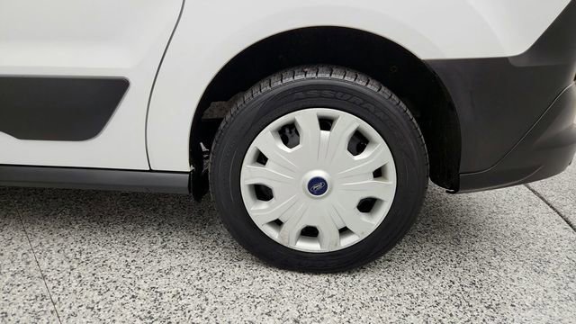 Used 2020 Ford Transit Connect XL image 9