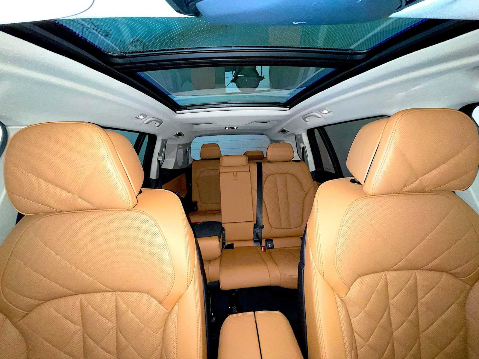 Used 2026 BMW X7 xDrive40i image 26