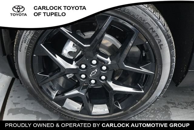 Used 2025 Chevrolet Traverse RS w/ LPO, Cargo Package FWD image 46