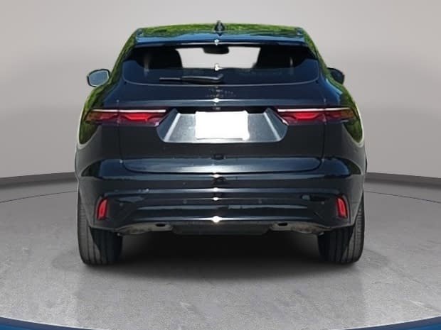 Used 2025 Jaguar F-PACE R-Dynamic S AWD/4WD image 6