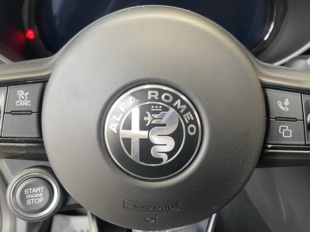 New 2025 Alfa Romeo Giulia AWD w/ Driving Assist Package image 26