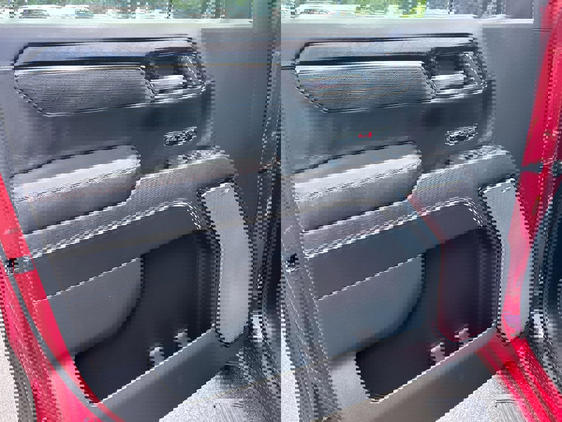 Used 2022 GMC Sierra 1500 AT4X image 14