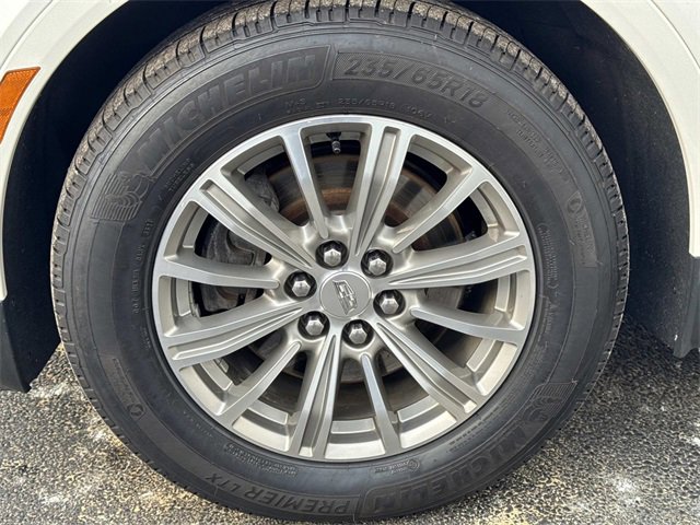 Used 2017 Cadillac XT5 Luxury w/ Driver Awareness Package image 9