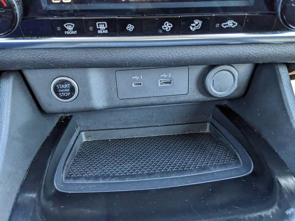 Used 2023 Nissan Rogue SV image 29