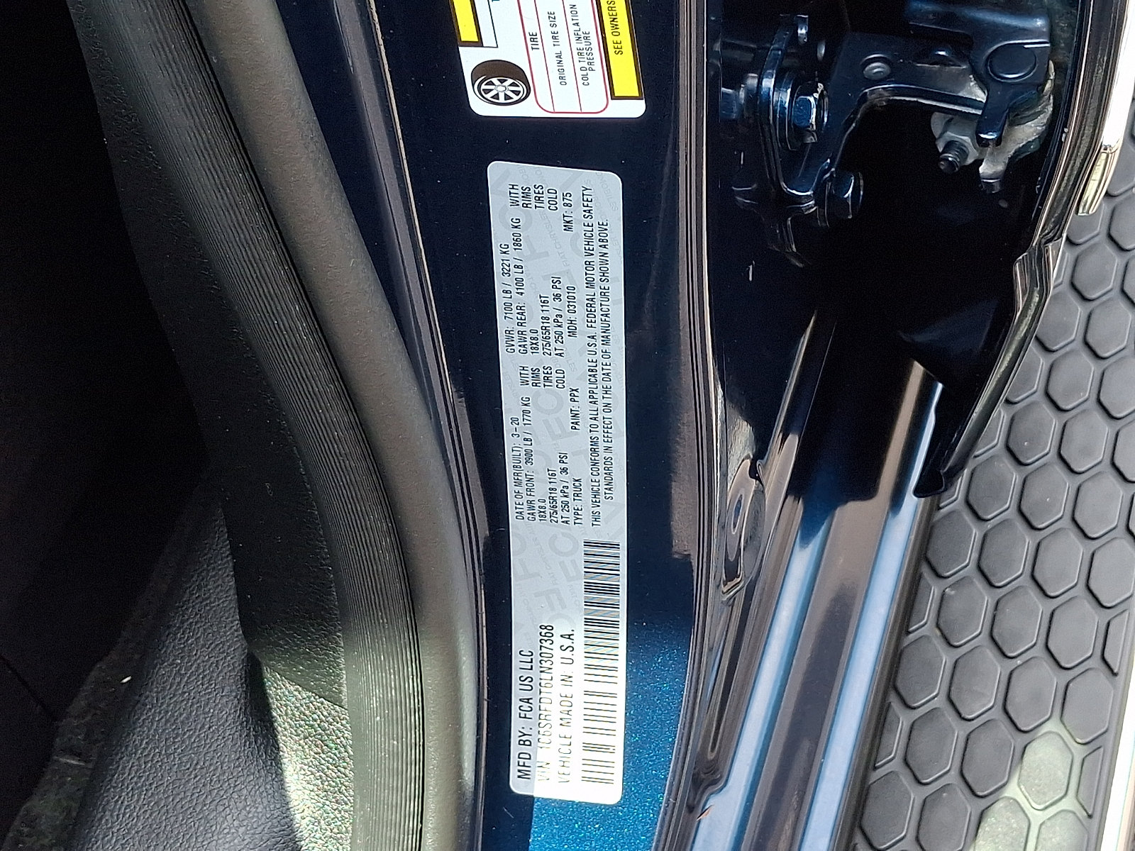 Used 2020 RAM 1500 Laramie AWD/4WD image 25