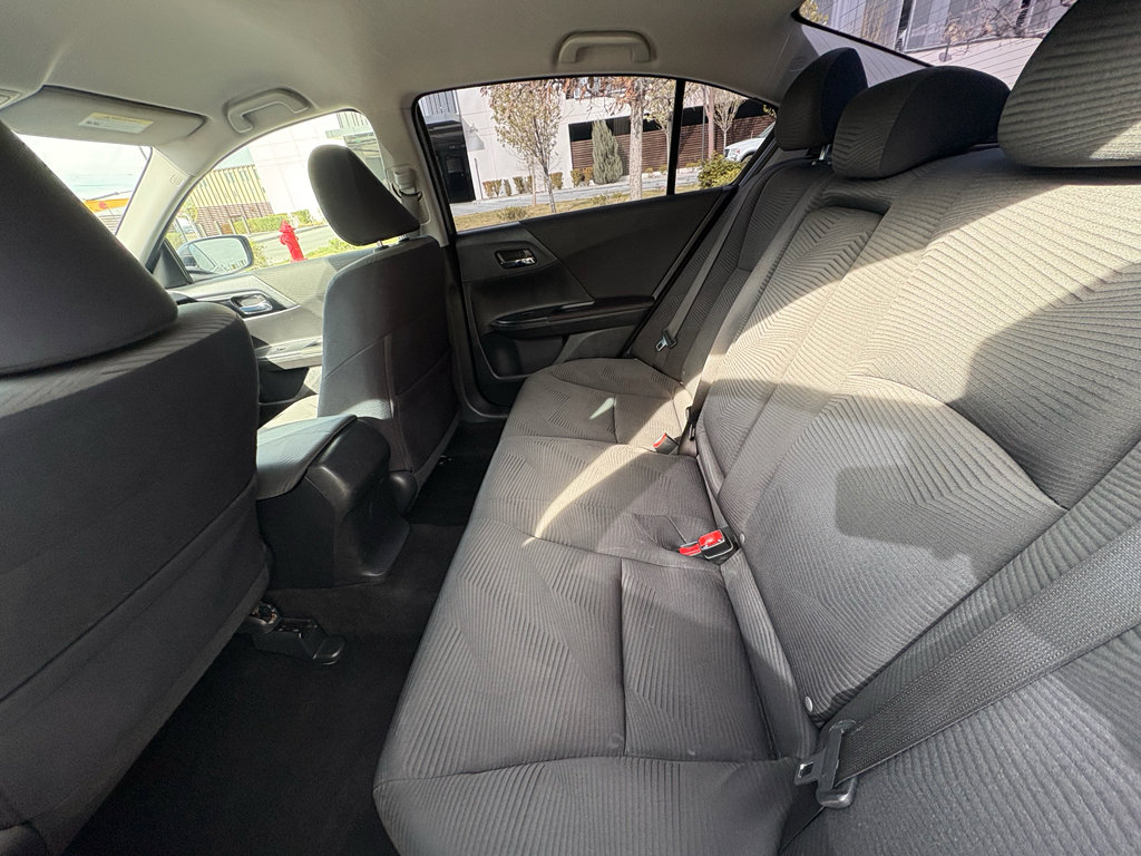 Used 2017 Honda Accord LX image 30