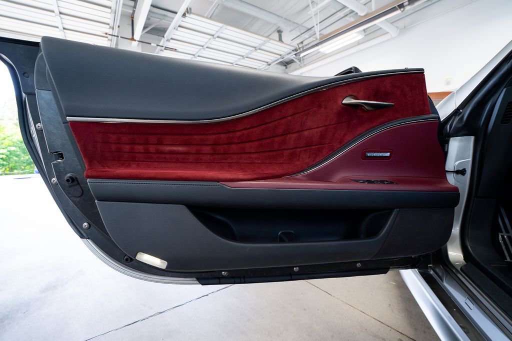 Used 2018 Lexus LC 500 Coupe w/ Touring Package RWD image 22