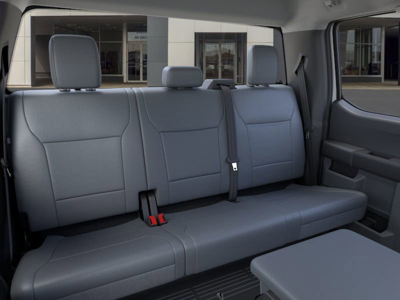 New 2025 Ford F550 4x4 Supercab Super Duty image 11