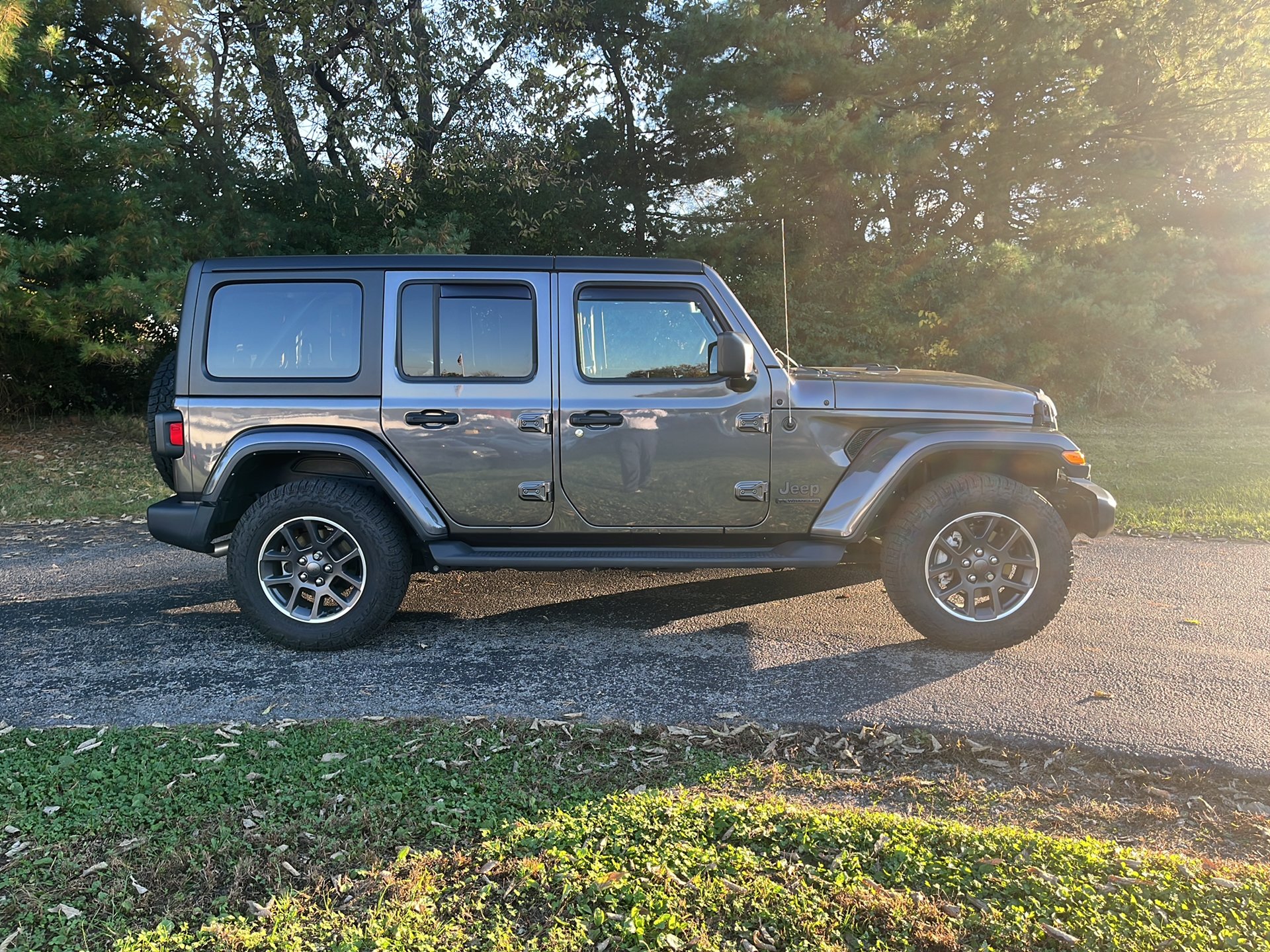 Used 2021 Jeep Wrangler Unlimited Sport AWD/4WD image 2