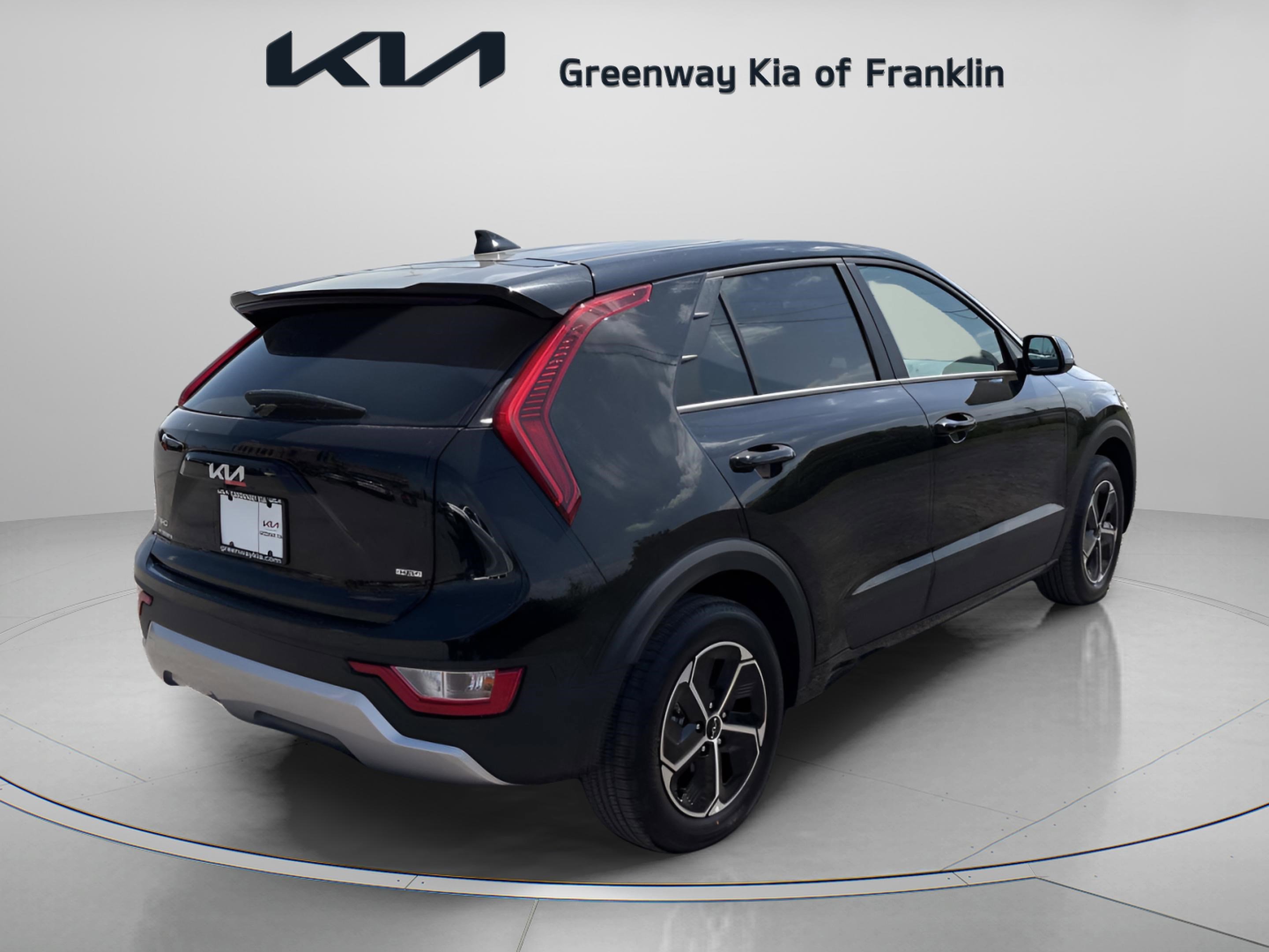 New 2026 Kia Niro LX image 7