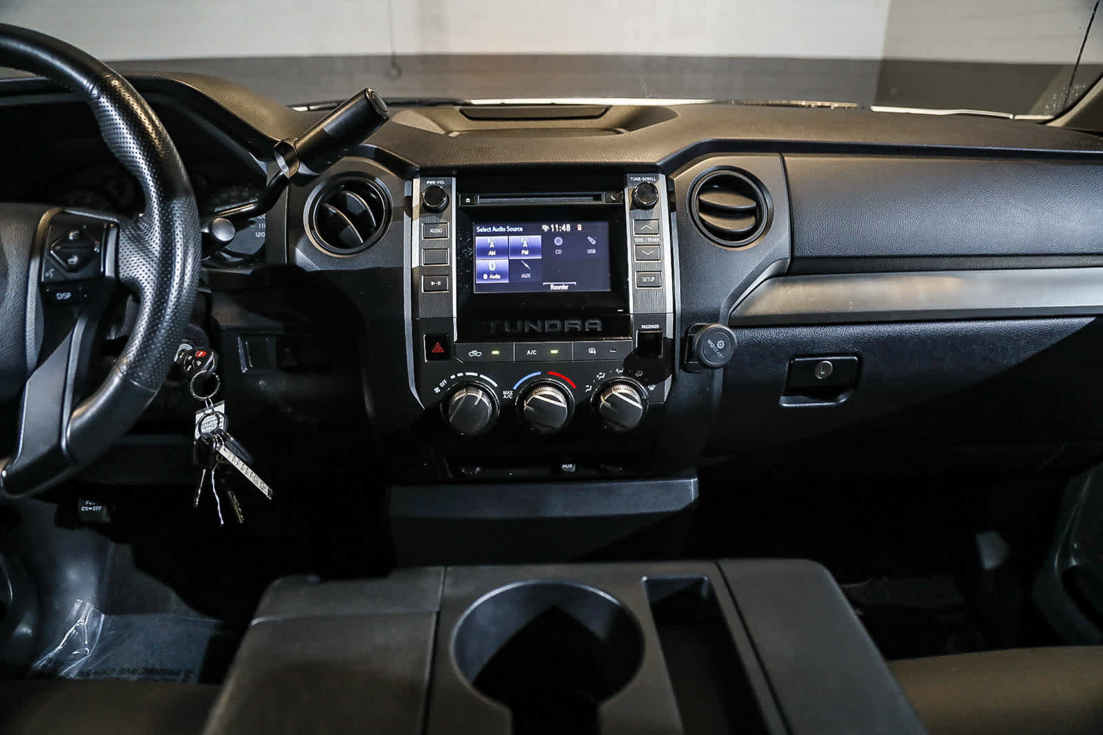 Certified 2017 Toyota Tundra SR image 13