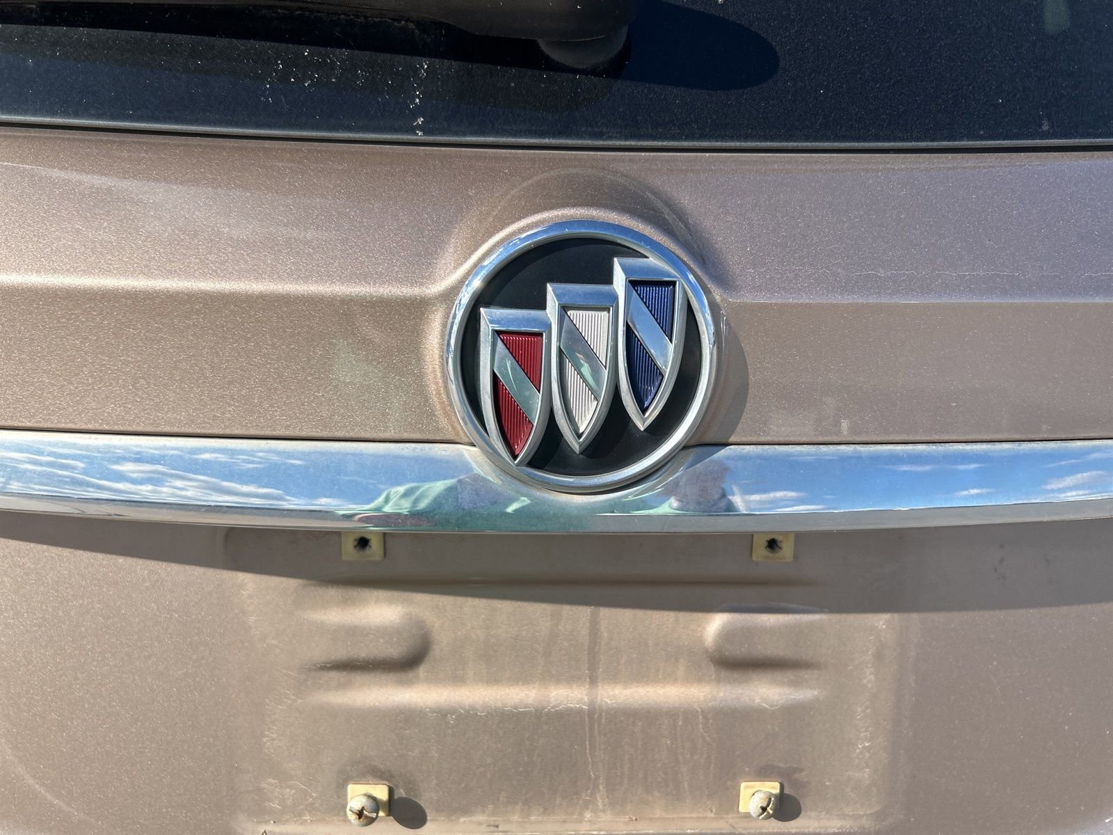 Used 2018 Buick Encore Essence image 9