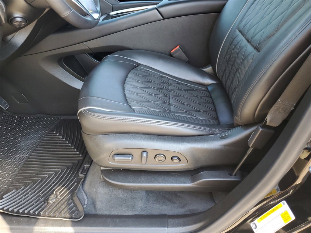 Certified 2023 Buick Enclave Avenir image 20